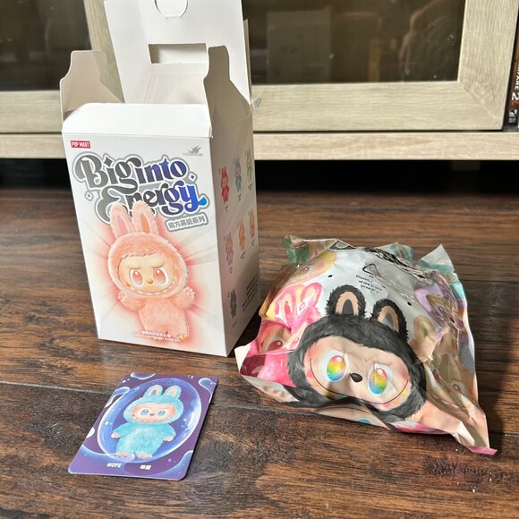 HOPE- The Monsters Big Into Energy- Labubu, 100% AUTHENTIC - Picture 1 of 4